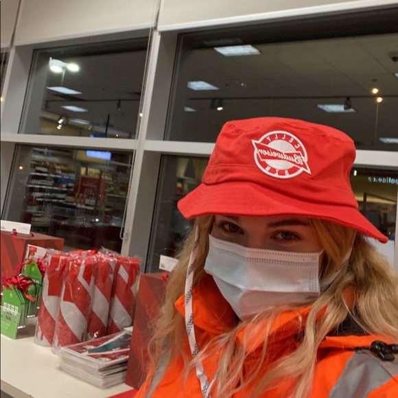 Meet your Posher, Maddy - Picture 1 of 1